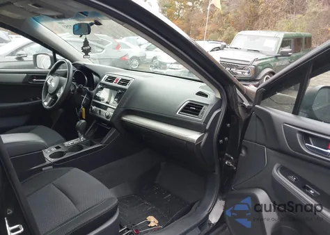 2015 Subaru Outback 2.5I Premium z USA, uszkodzony, nr VIN 4S4BSACCXF3349300